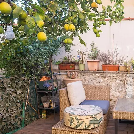 084 - Casa Dei Limoni, Cortile Privato,5 Minuti Di Auto Dal Mare *